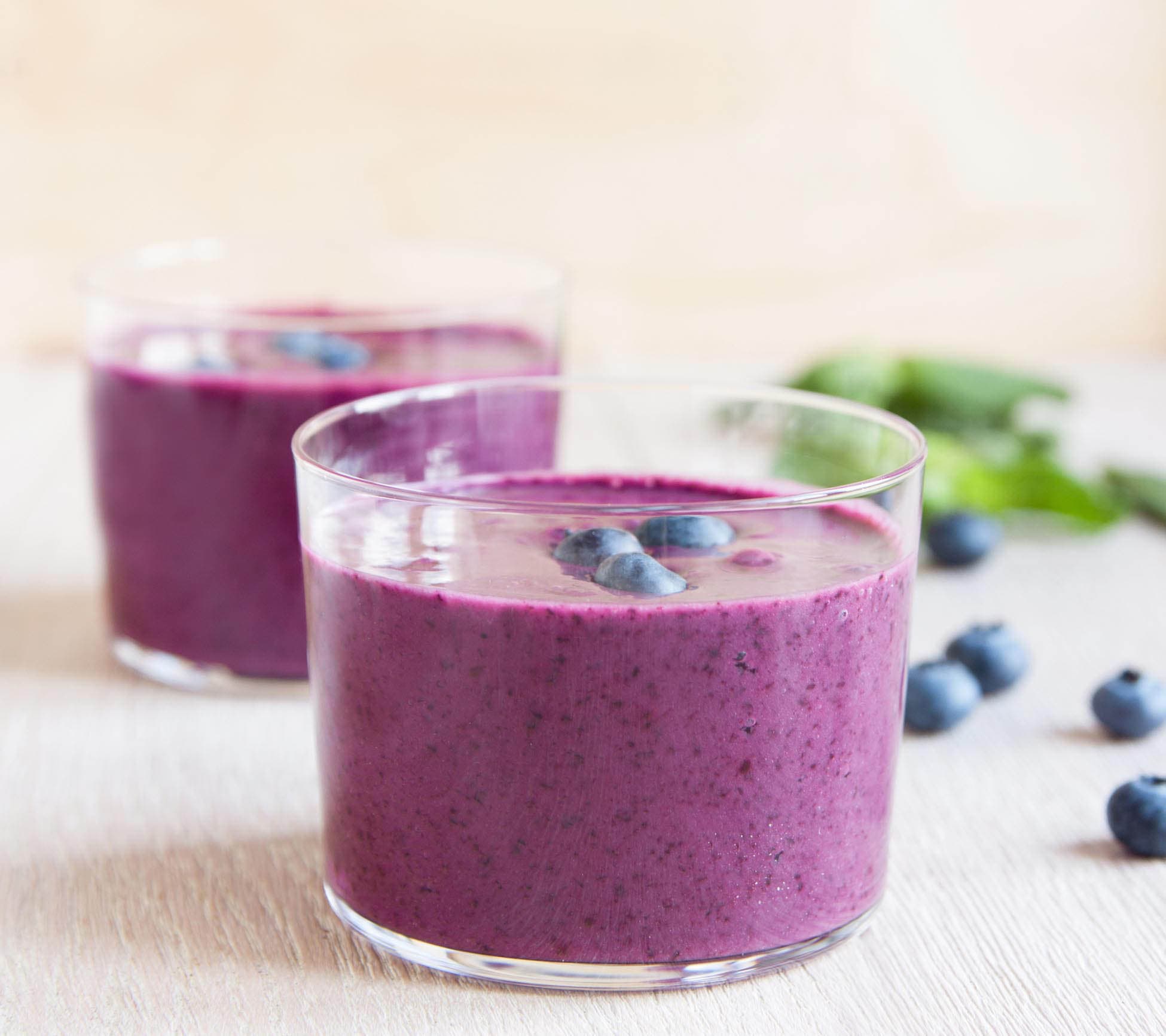 Blueberry Flaxseed Smoothie 360